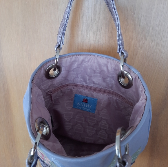 Kathy Van Zeeland Purple Flower Handbag - Picture 3 of 3